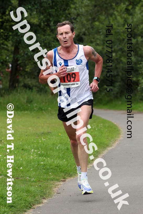 Womens and Mens Over-50s Sunderland 5k (Inc. NE and NCAA Champs), Silksworth, Sunderland, Thursday, July 22nd. Photo: David T. Hewitson/Sports for All Pics